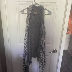 Black and white kimono